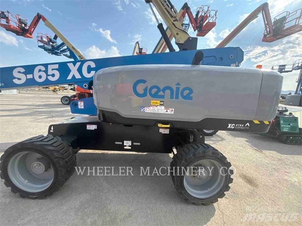 Genie S65XC Kĺbové plošiny