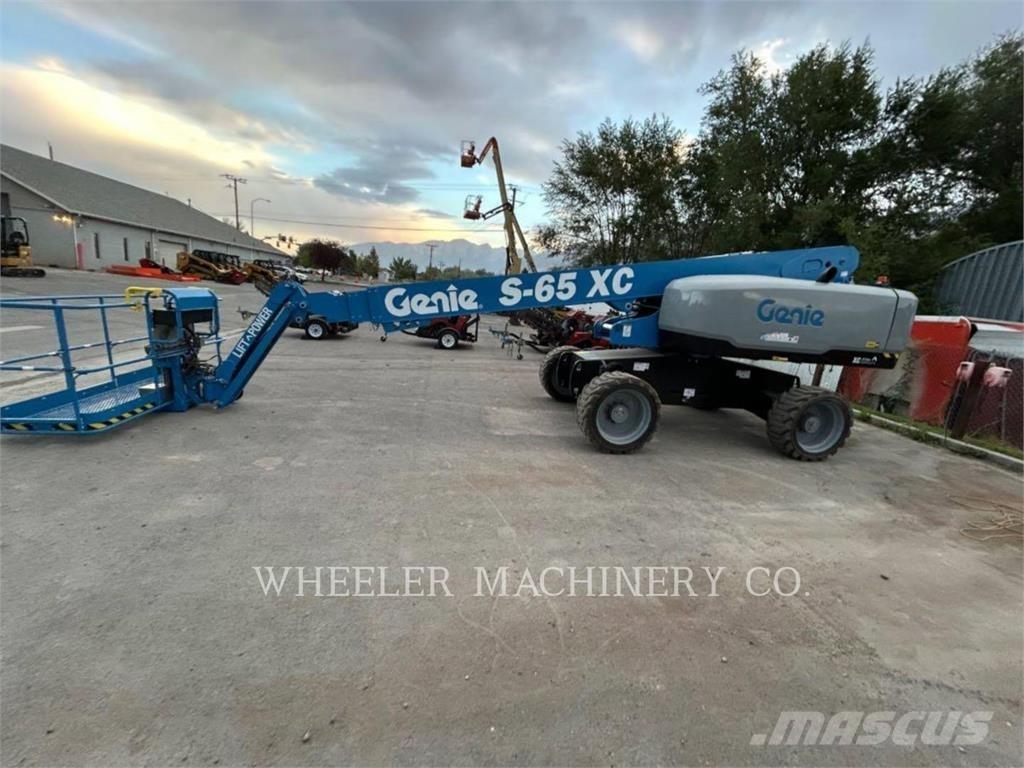 Genie S65XC LP Kĺbové plošiny
