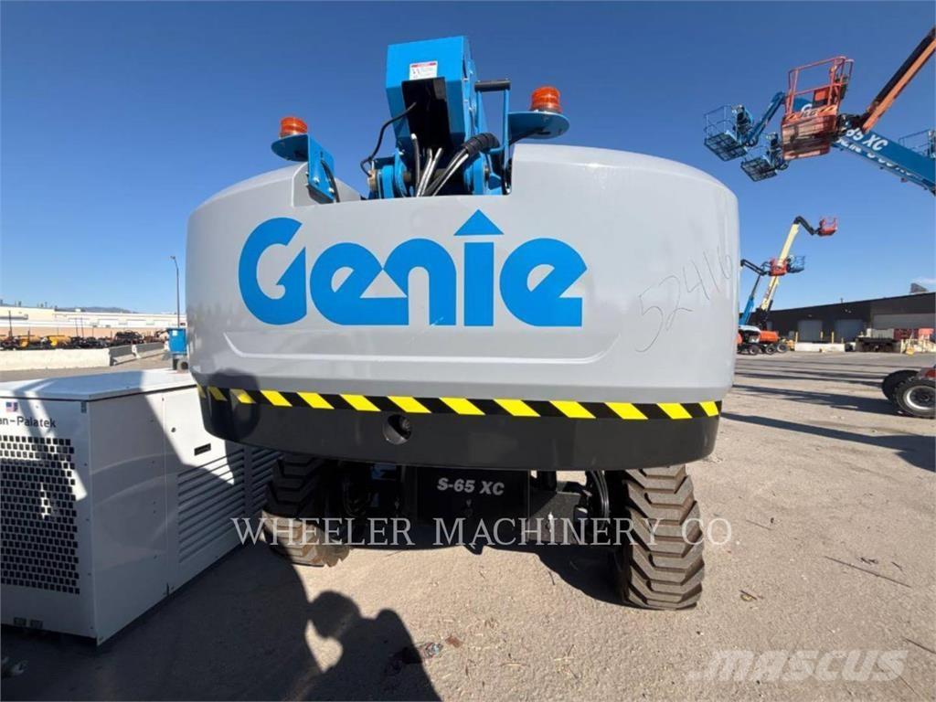 Genie S65XC SP Kĺbové plošiny