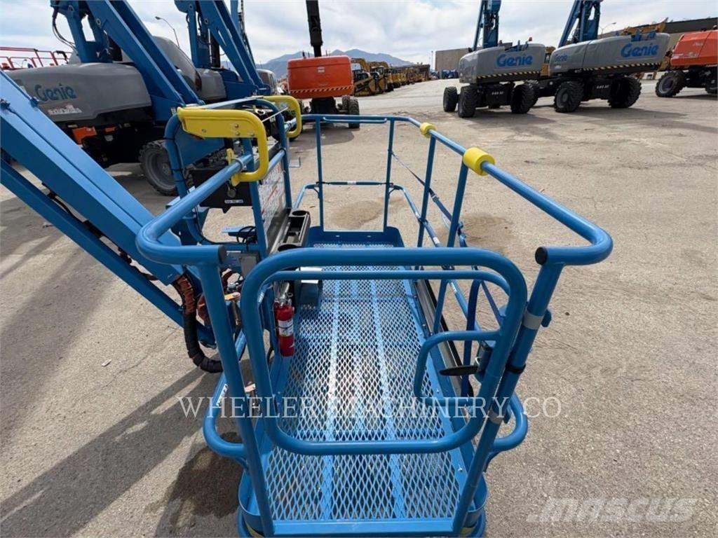 Genie S65XC SP Kĺbové plošiny