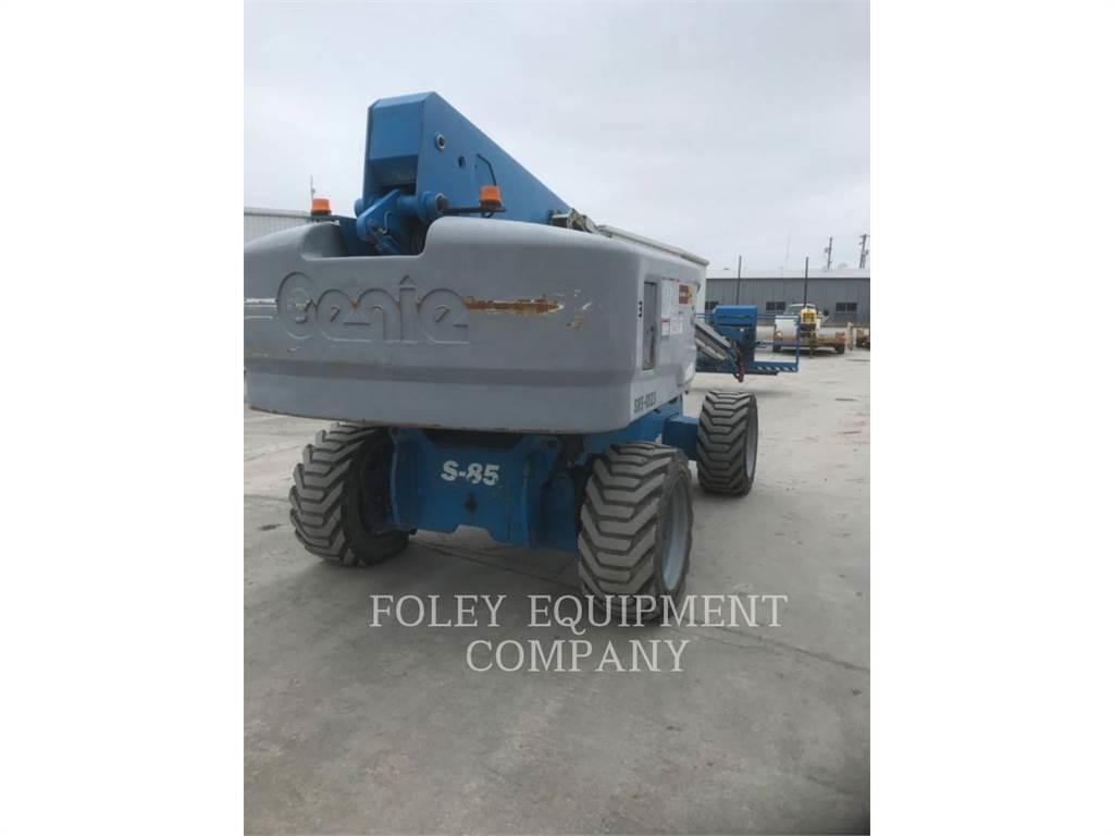 Genie S85D4W Kĺbové plošiny
