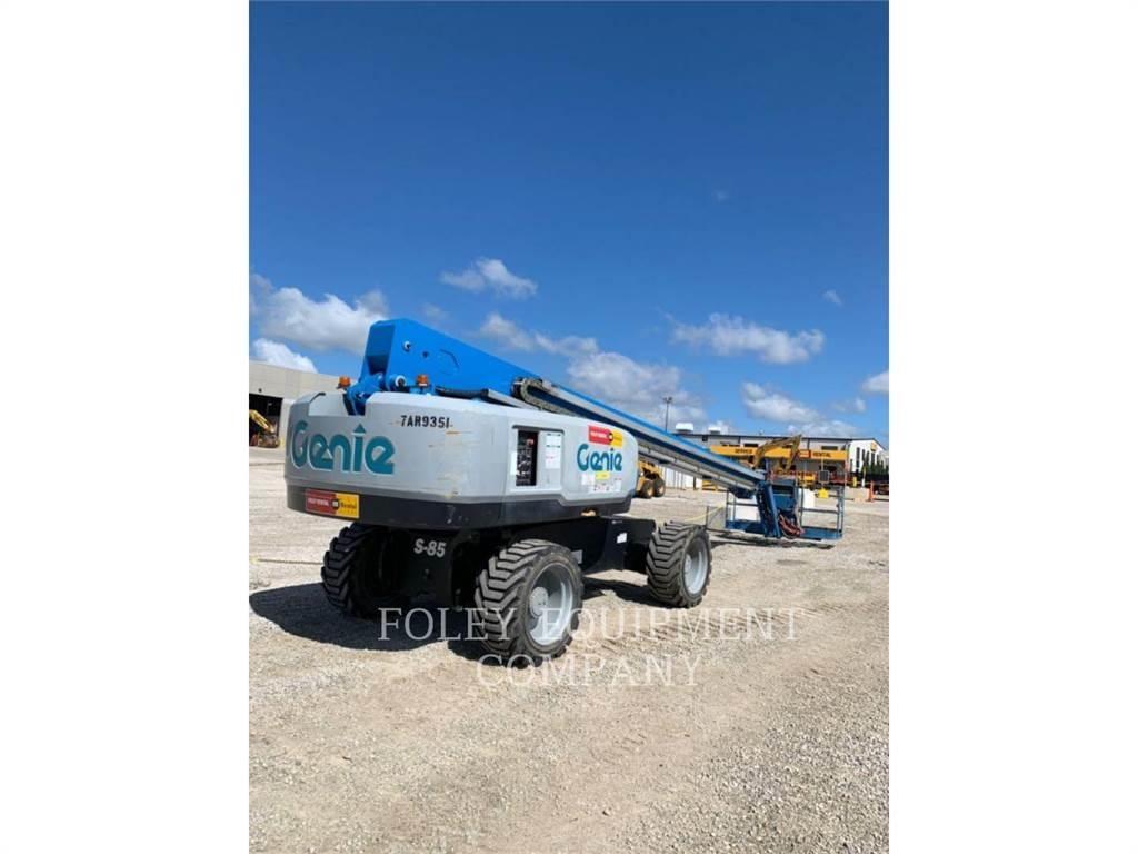 Genie S85D4W Kĺbové plošiny