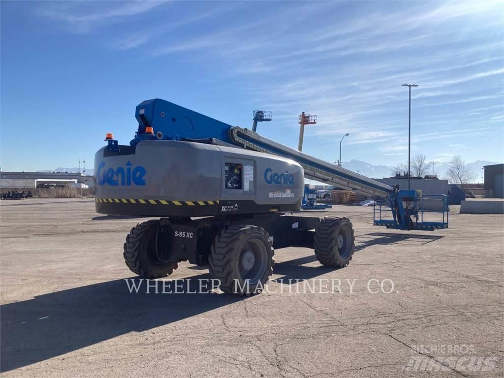 Genie S85XC Kĺbové plošiny