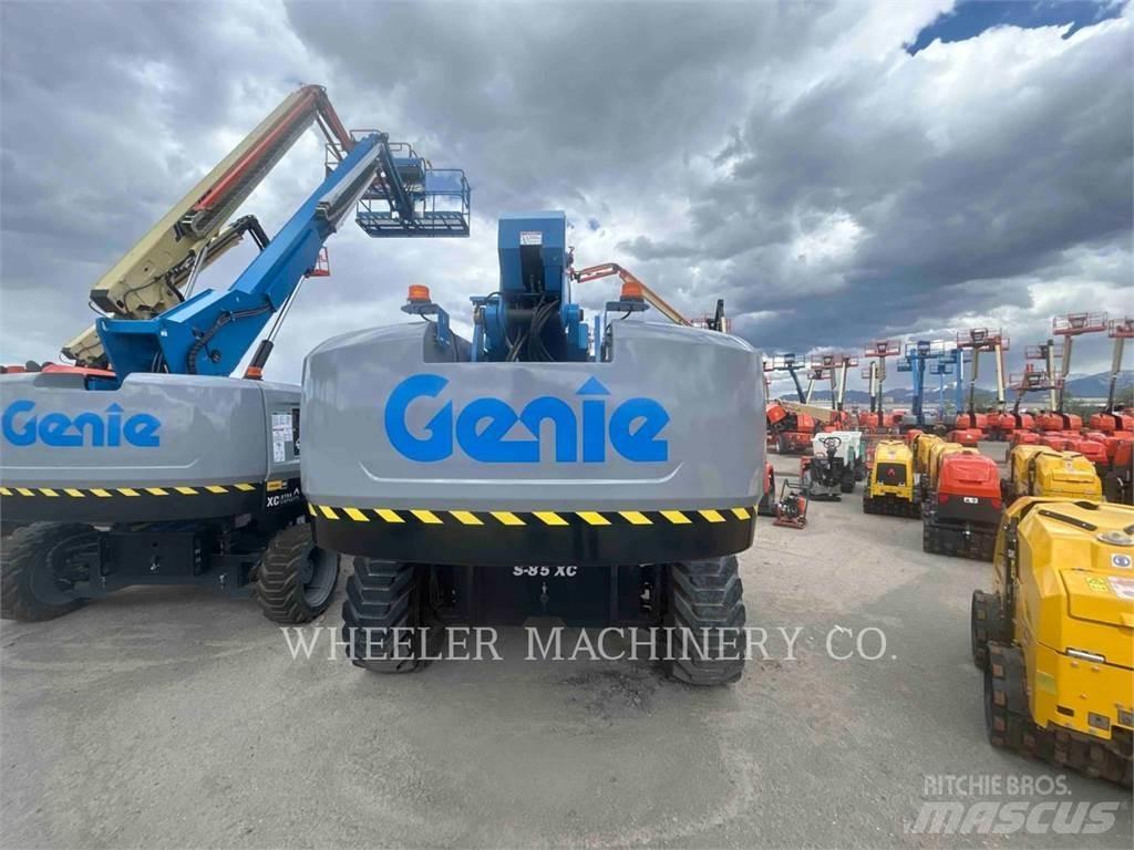 Genie S85XC SP Kĺbové plošiny