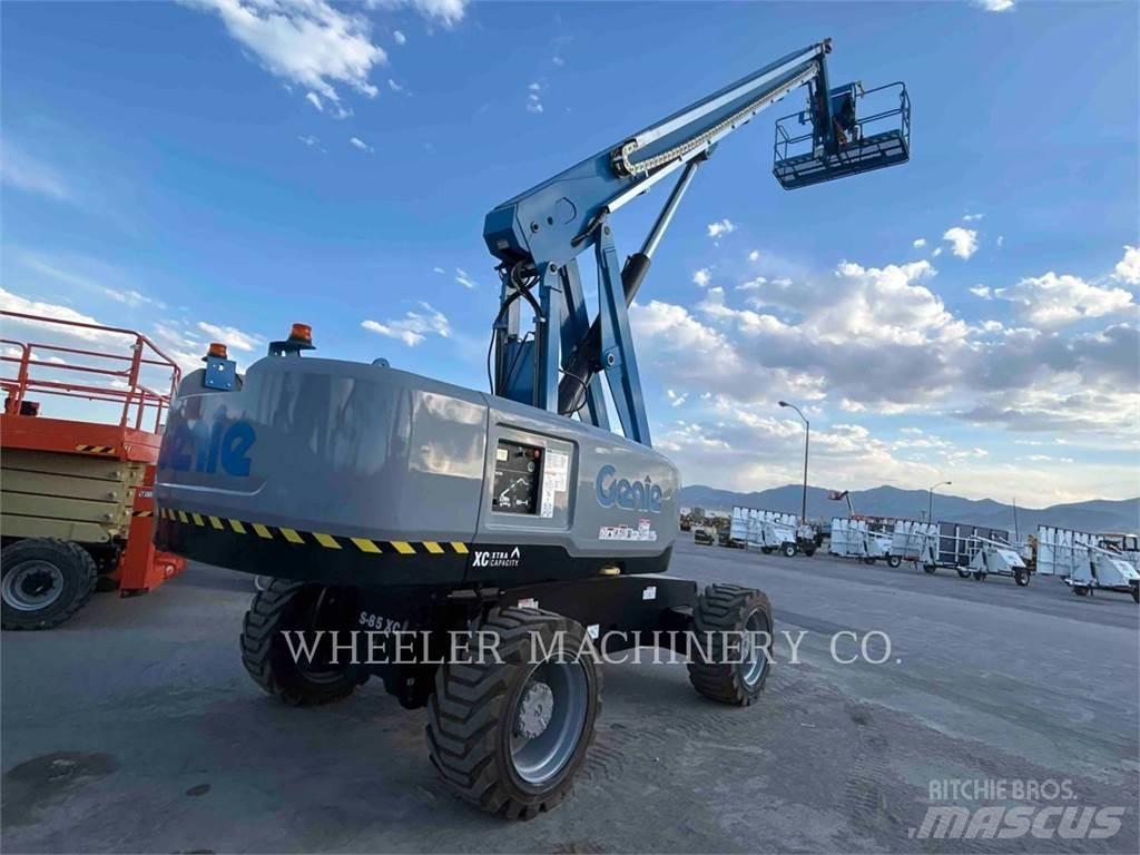 Genie S85XC SP Kĺbové plošiny