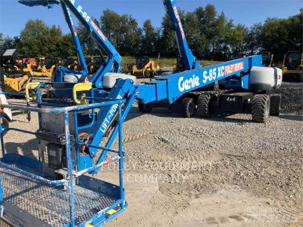 Genie S85XCD4W Kĺbové plošiny