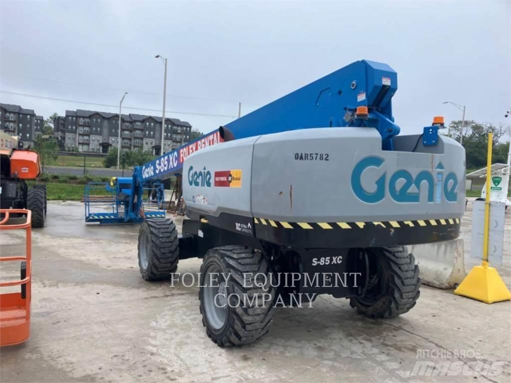 Genie S85XCD4W Kĺbové plošiny