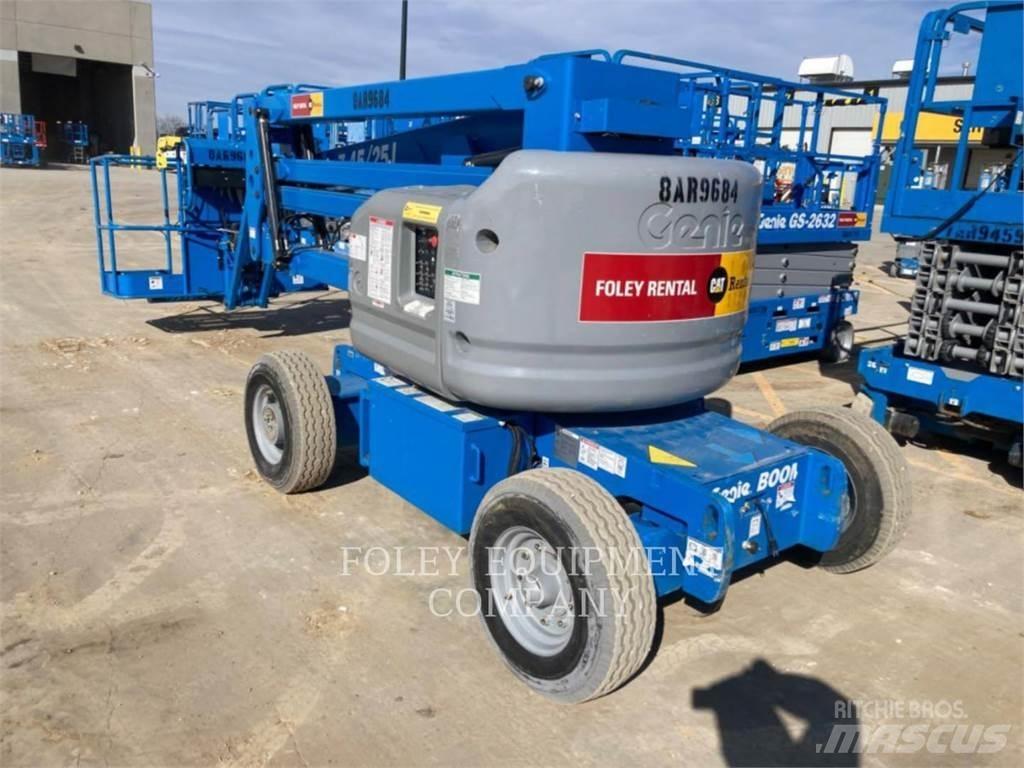 Genie Z45/25JDC Kĺbové plošiny