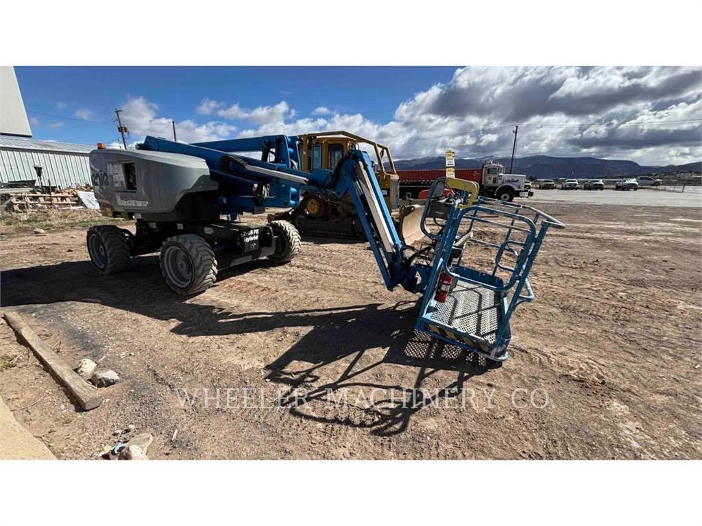 Genie Z45 XC Kĺbové plošiny