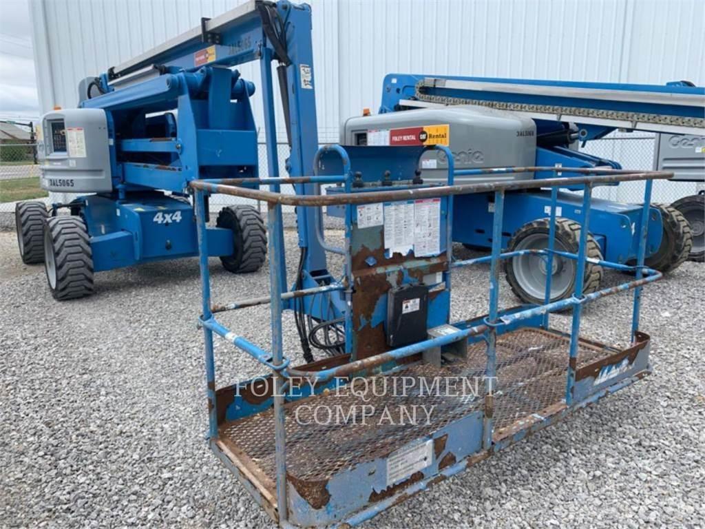 Genie Z60/34G4 Kĺbové plošiny