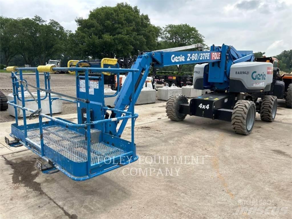 Genie Z60/37FE Kĺbové plošiny