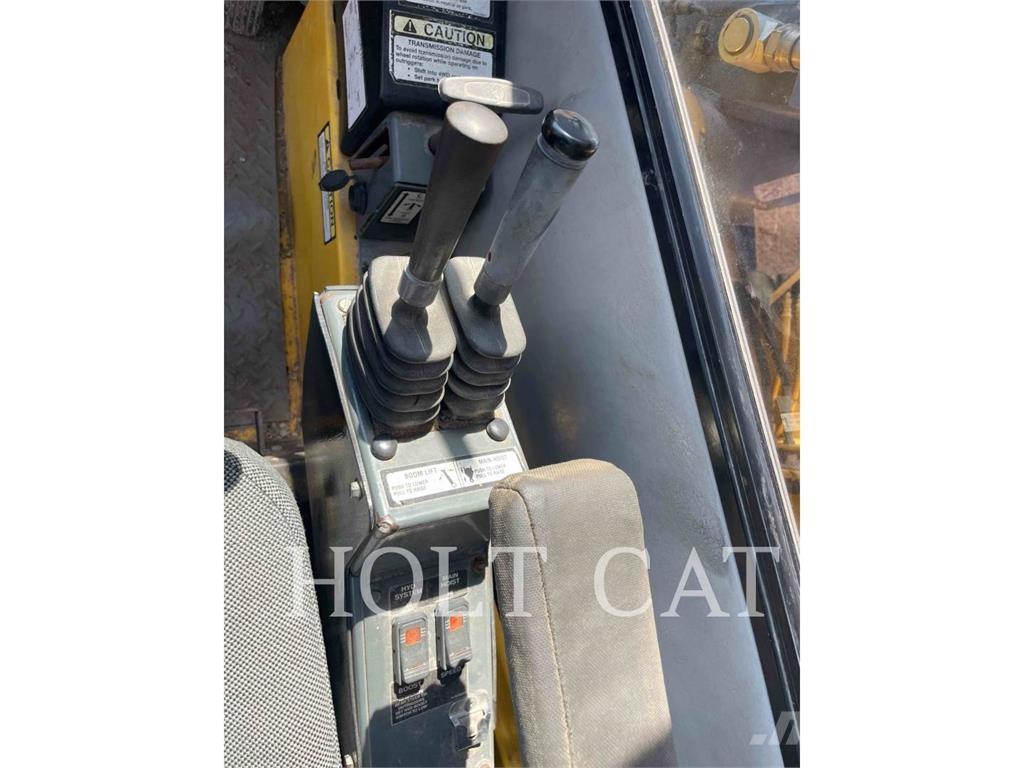 Grove CRANE RT600E Univerzálne terénne žeriavy