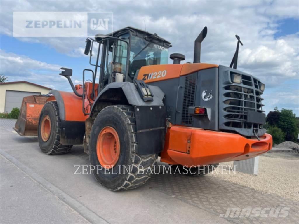 Hitachi ZW220 Kolesové nakladače