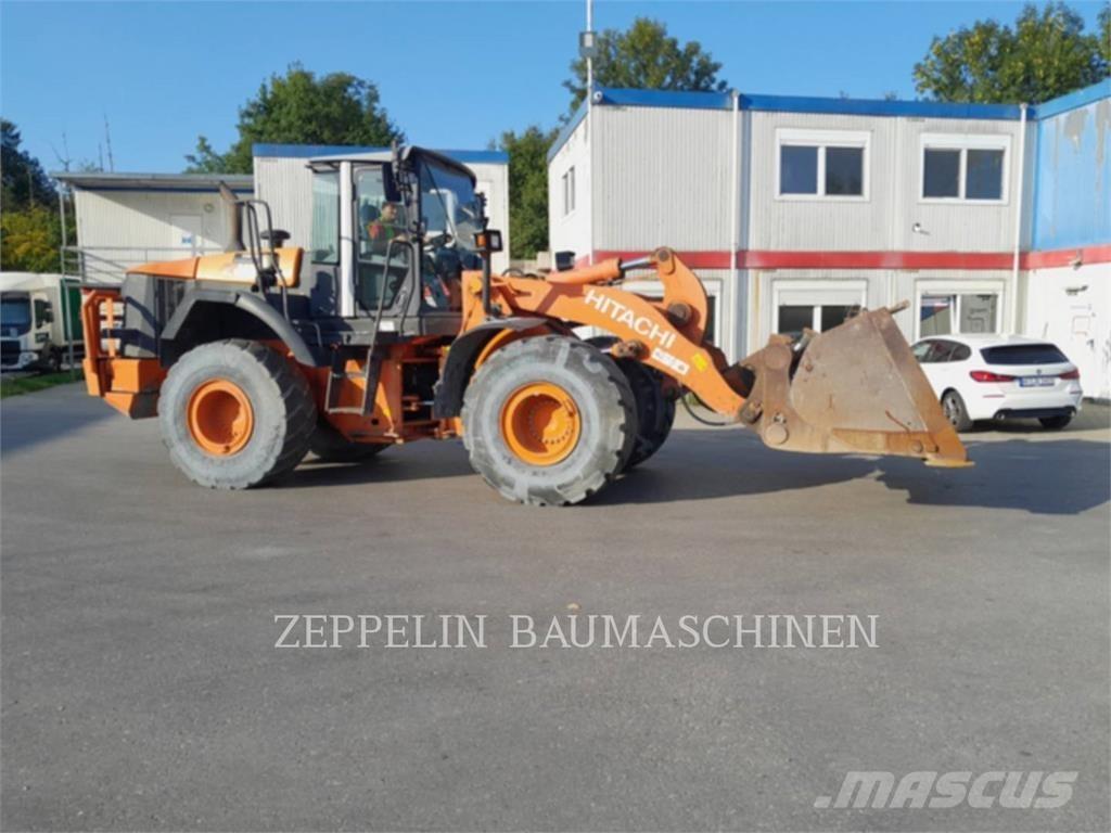 Hitachi ZW250 Kolesové nakladače