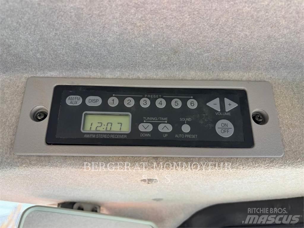 Hitachi ZW370.6 Kolesové nakladače
