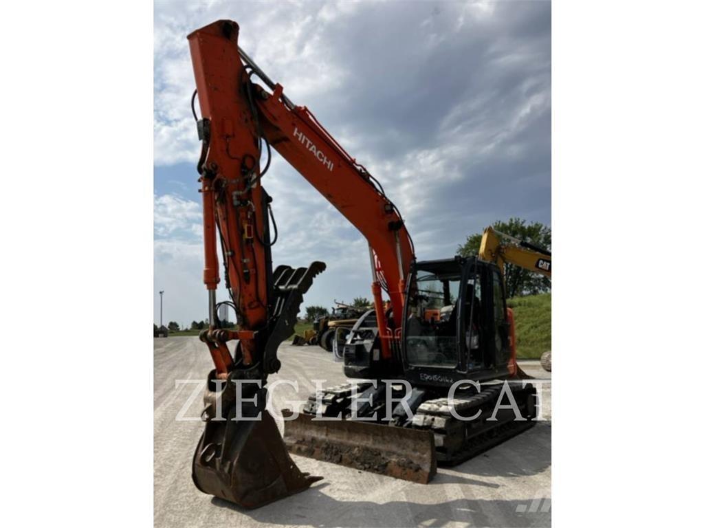 Hitachi ZX135 Pásové rýpadlá