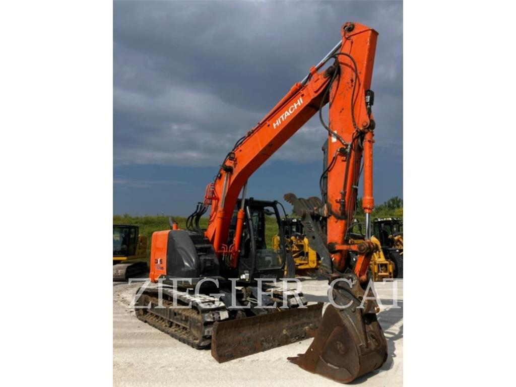 Hitachi ZX135 Pásové rýpadlá