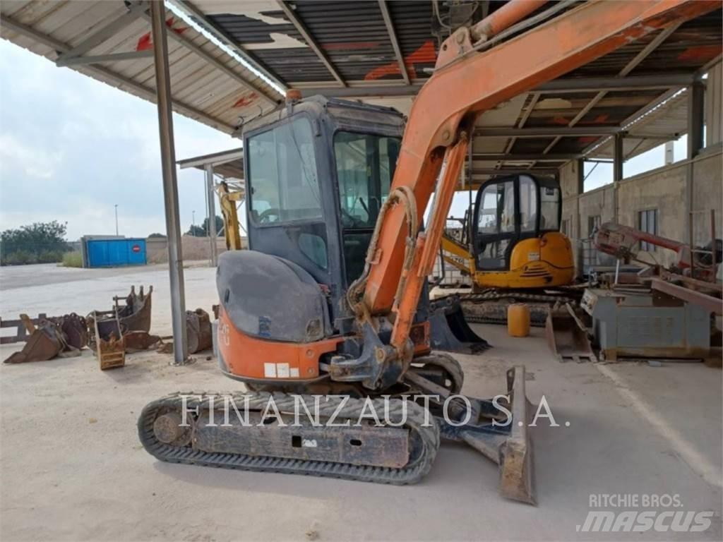 Hitachi ZX33 Pásové rýpadlá