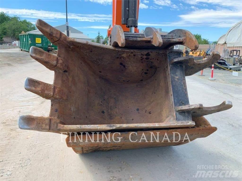 Hitachi ZX350LC-6N Pásové rýpadlá