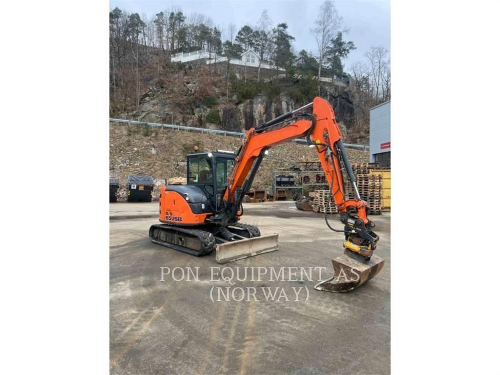 Hitachi ZX65 Pásové rýpadlá
