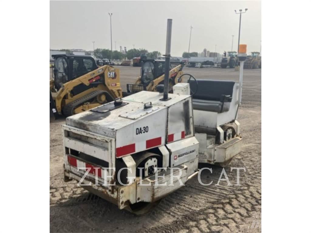 Ingersoll Rand DA30 Pôdne kompaktory