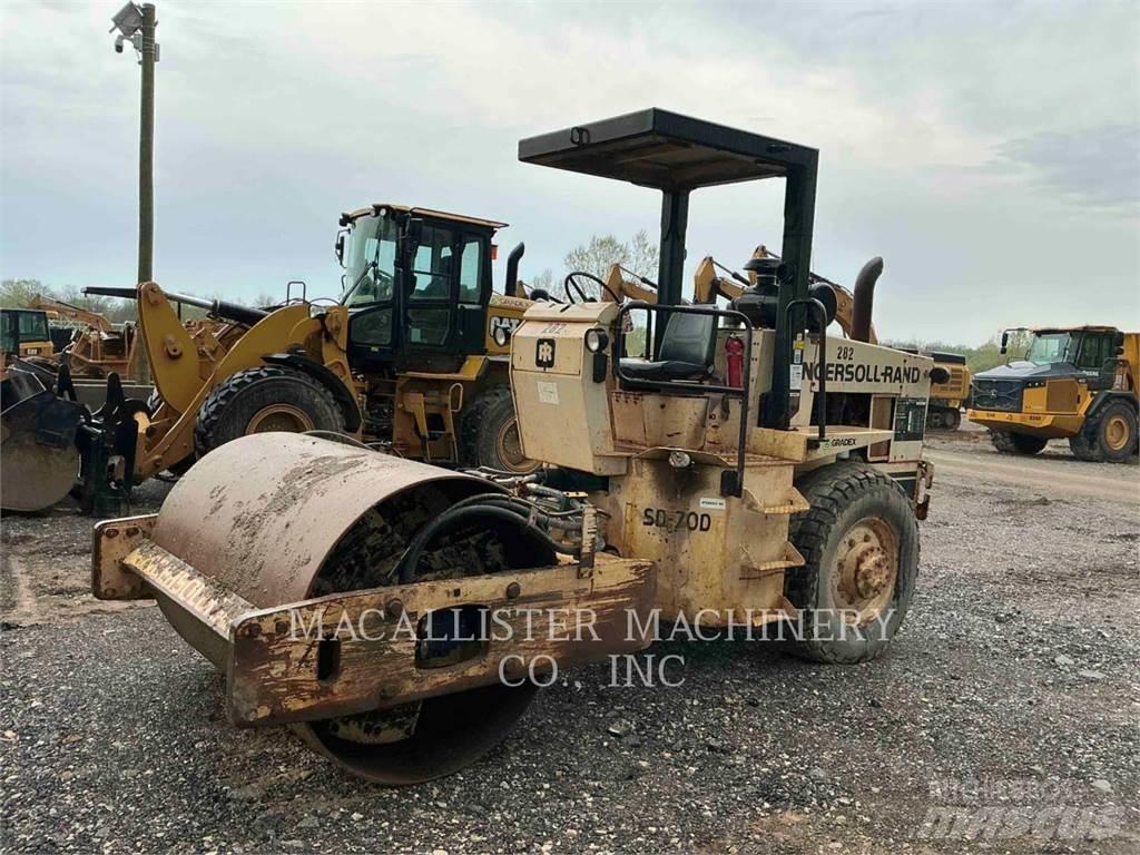 Ingersoll Rand SD70 Ťahačové valce