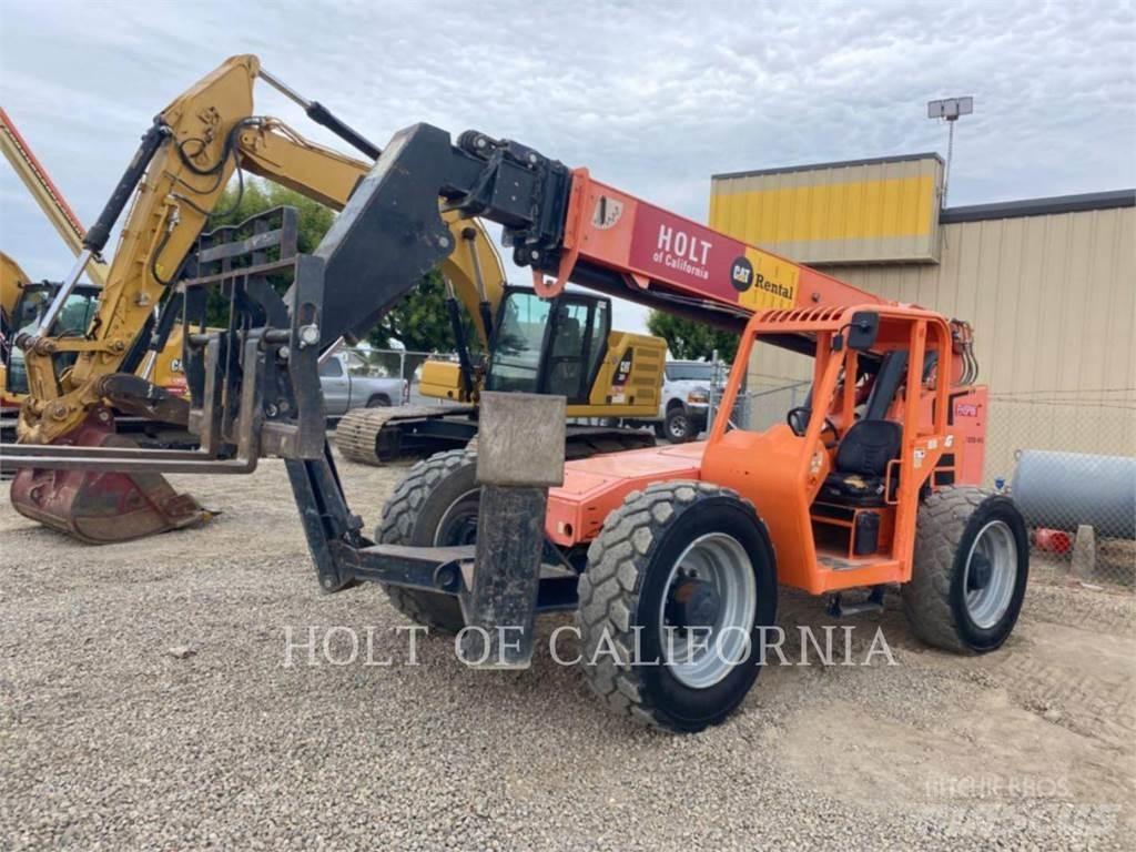 JLG 10054 Teleskopické manipulátory