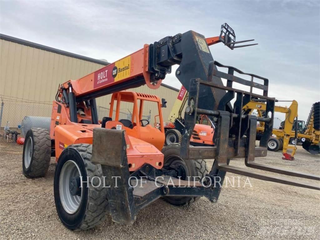 JLG 10054 Teleskopické manipulátory