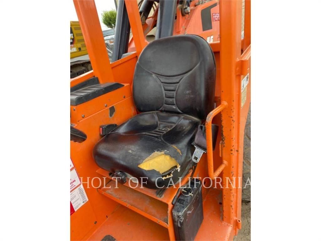 JLG 10054 Teleskopické manipulátory