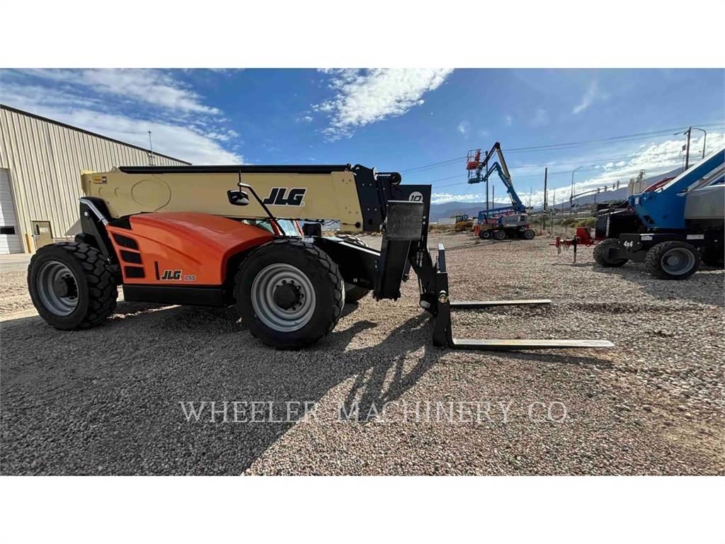 JLG 1055 Teleskopické manipulátory