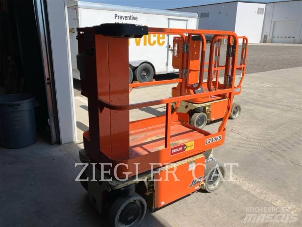 JLG 1230ES Nožnicové zdvíhacie plošiny