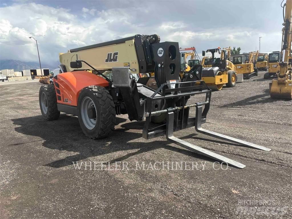 JLG 1255 Teleskopické manipulátory