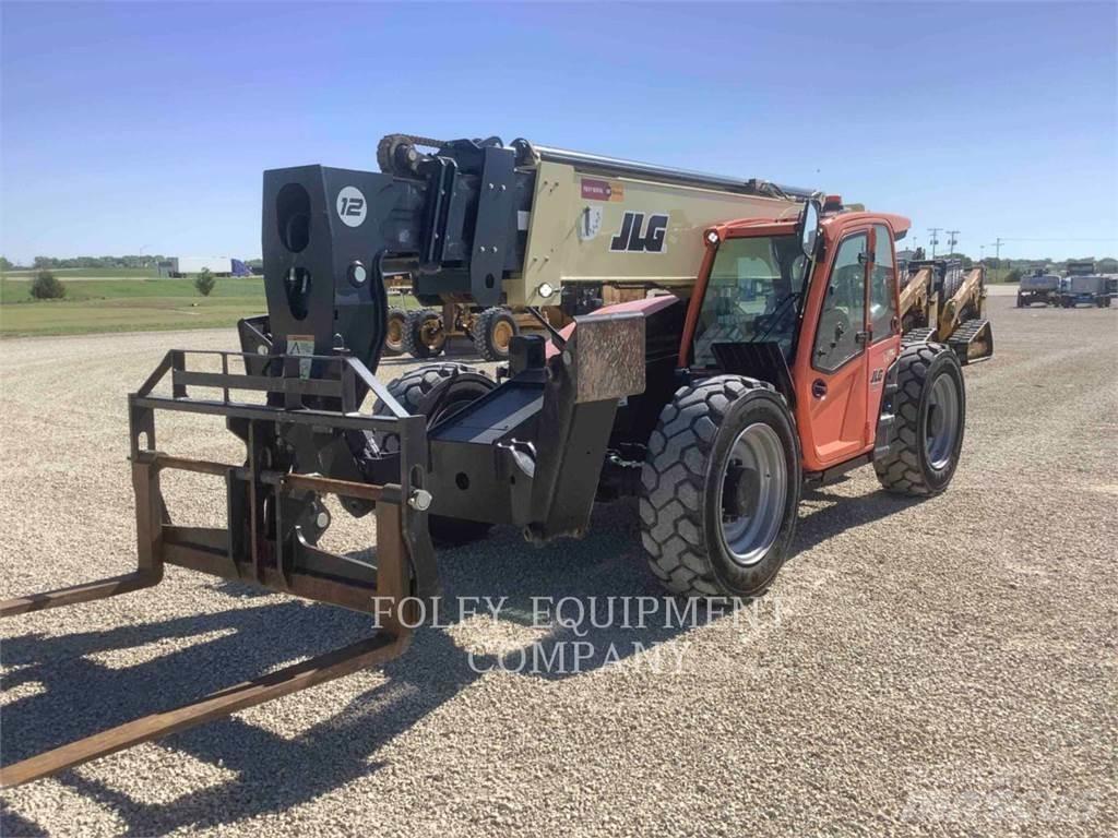 JLG 1255C Teleskopické manipulátory