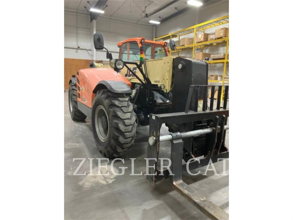 JLG 1732 Teleskopické manipulátory