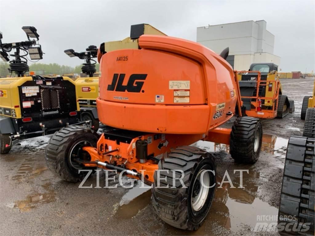 JLG 450AJ Kĺbové plošiny
