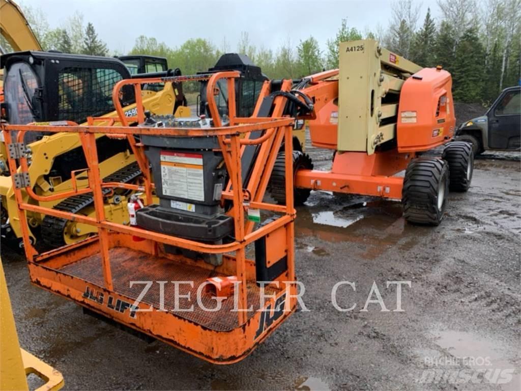 JLG 450AJ Kĺbové plošiny