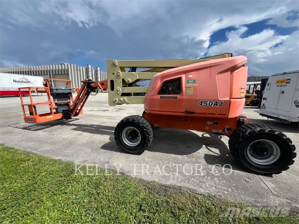 JLG 450AJ Kĺbové plošiny