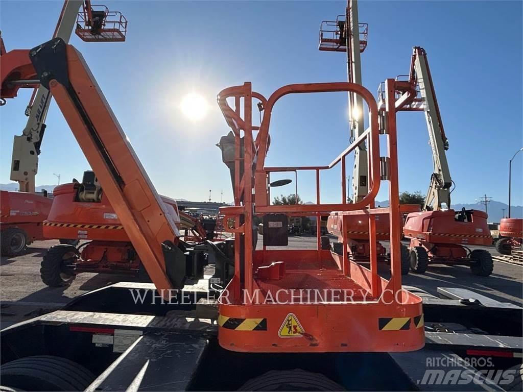 JLG 460SJ Kĺbové plošiny