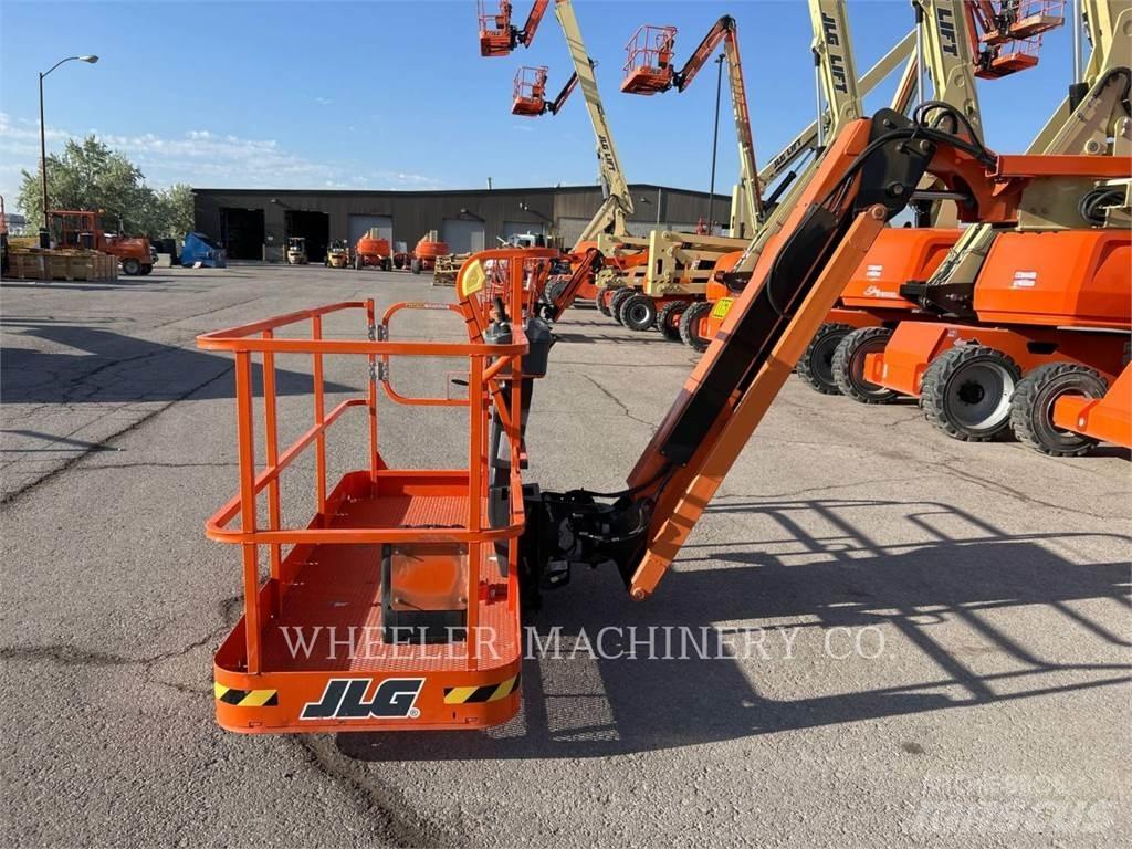 JLG 460SJ Kĺbové plošiny