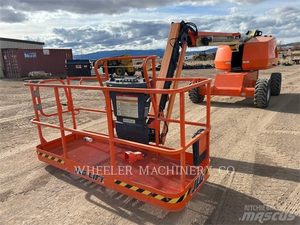 JLG 460SJ Kĺbové plošiny