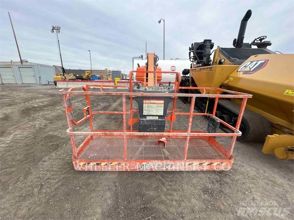 JLG 460SJ Kĺbové plošiny