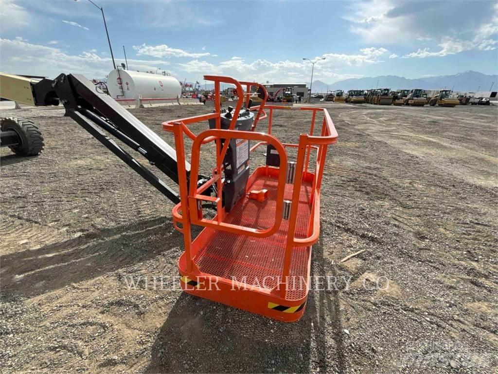 JLG 460SJ Kĺbové plošiny