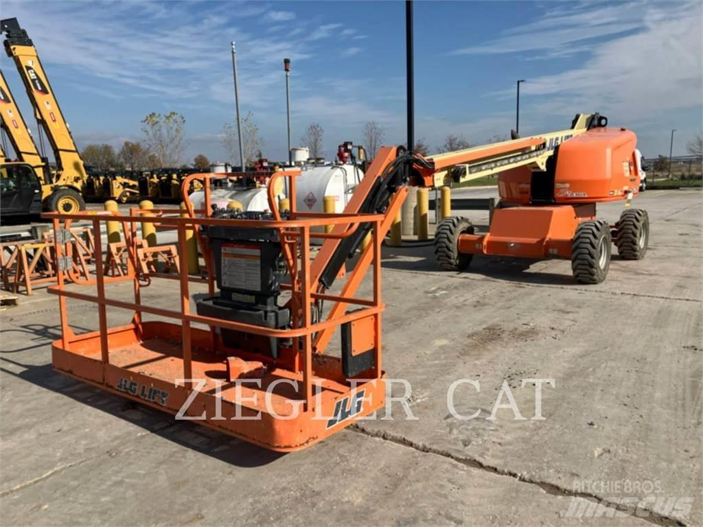 JLG 460SJ Kĺbové plošiny