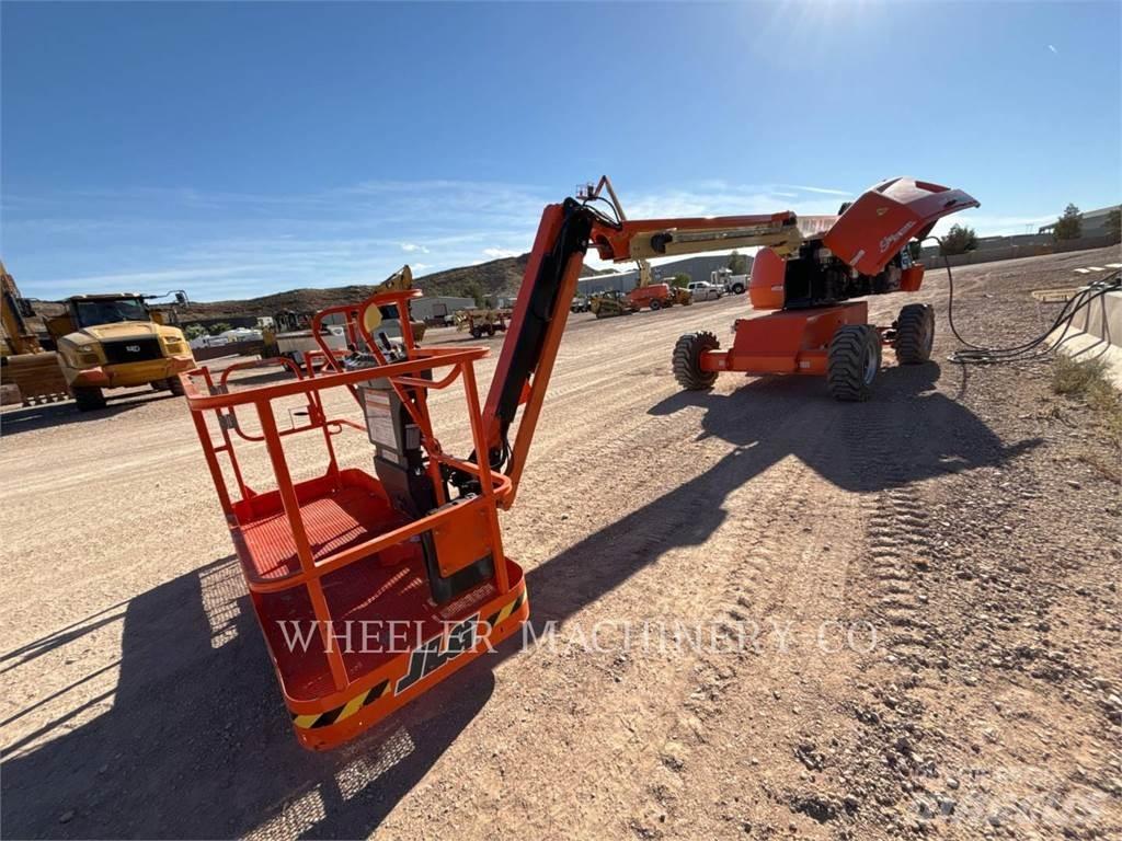 JLG 460SJ SP Kĺbové plošiny
