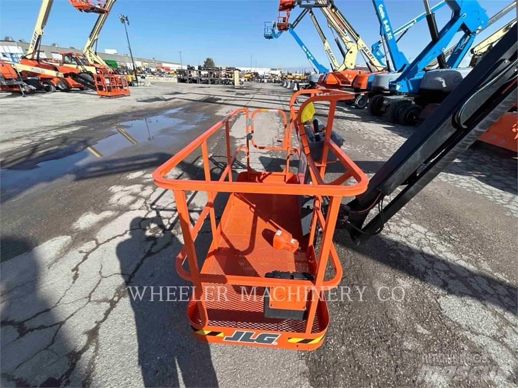 JLG 460SJ SP Kĺbové plošiny