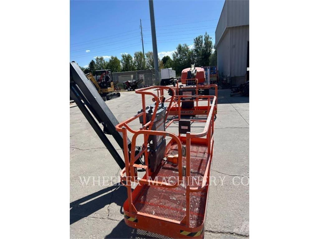 JLG 460SJ SP Kĺbové plošiny