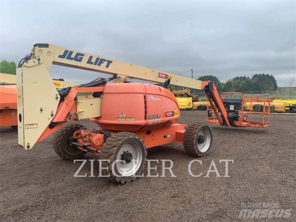 JLG 600AJ Kĺbové plošiny