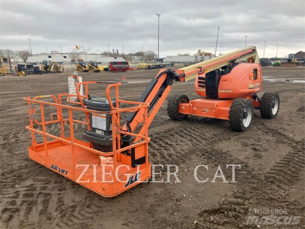 JLG 600AJ Kĺbové plošiny