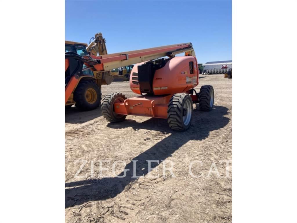 JLG 600AJ Kĺbové plošiny