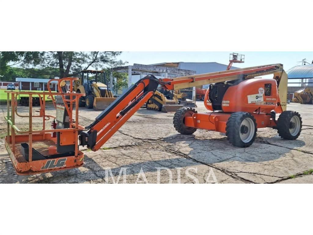 JLG 600AJ Kĺbové plošiny